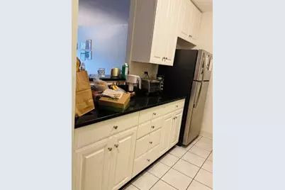 2 Hawthorn Pl. #4J, Boston, MA 02114 - Photo 14