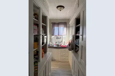 21 Merwin St, Springfield, MA 01107 - Photo 24