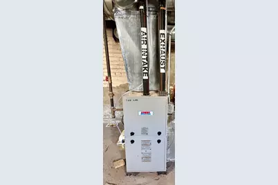 21 Merwin St, Springfield, MA 01107 - Photo 32