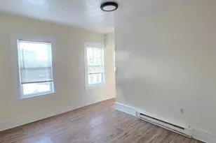 18 Linden St, Rockland, MA 02370 - Photo 2