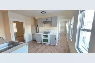 18 Linden St #18, Rockland, MA 02370 - Photo 4