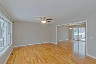 239 Gresham St, Springfield, MA 01119 - Photo 14