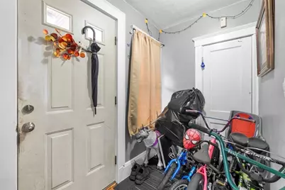 11 Birch St, Lynn, MA 01902 - Photo 20