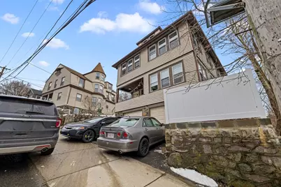 11 Birch St, Lynn, MA 01902 - Photo 4