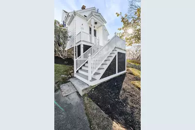 27 Rockland Street, Swampscott, MA 01907 - Photo 4