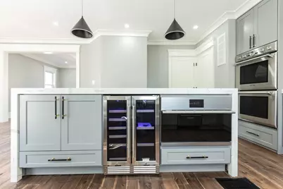 79 Huron Cir, Boston, MA 02124 - Photo 4