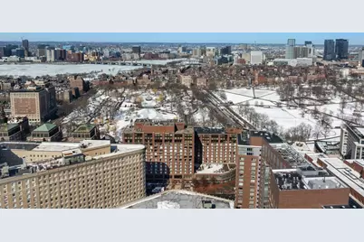 22 Shawmut St, Boston, MA 02116 - Photo 24