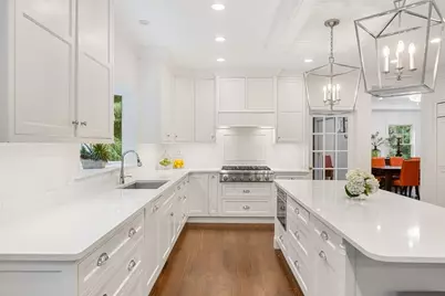 146 Pine St, Dover, MA 02030 - Photo 4