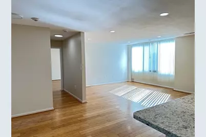 1004 Paradise Rd #1K, Swampscott, MA 01907 - Photo 14