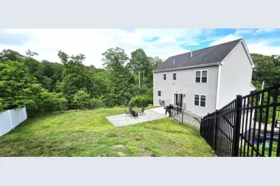 457 Tiffany St, Attleboro, MA 02703 - Photo 14