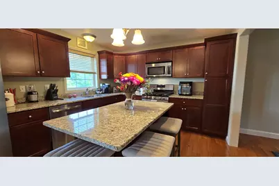 457 Tiffany St, Attleboro, MA 02703 - Photo 4