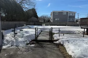 90 Lowell Ave, Haverhill, MA 01832 - Photo 22