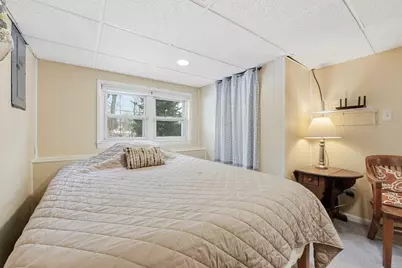 23 Brenan St, Holyoke, MA 01040 - Photo 32