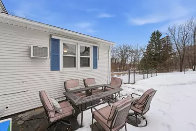 23 Brenan St, Holyoke, MA 01040 - Photo 38