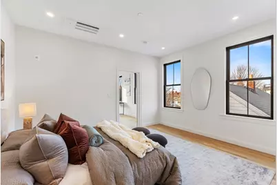 27 Shepard St #4, Boston, MA 02135 - Photo 18