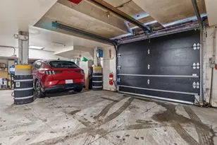 41-43 Phillips St, Boston, MA 02114 - Photo 26