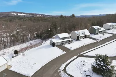 254 Pinewood Rd, Ludlow, MA 01056 - Photo 32