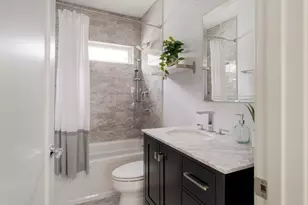 6 Hamilton Rd, Somerville, MA 02144 - Photo 14