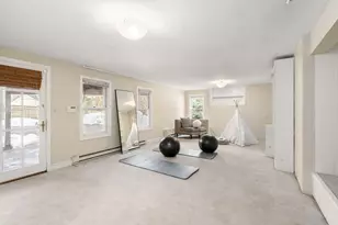 401 Clinton Rd, Brookline, MA 02445 - Photo 24