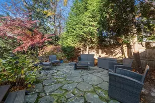 401 Clinton Rd, Brookline, MA 02445 - Photo 26