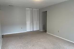 14 Shrewsbury Green Dr, Shrewsbury, MA 01545 - Photo 6