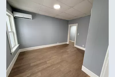 22 Knowlton St #6, Gardner, MA 01440 - Photo 4