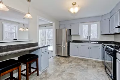 6 Jennifer Dr, Granby, MA 01033 - Photo 20