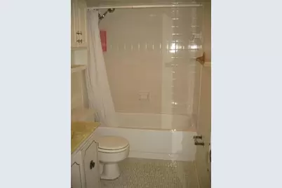 1580 Massachusetts #3B, Cambridge, MA 02138 - Photo 6