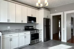 31 Cutler St, Winthrop, MA 02152 - Photo 4