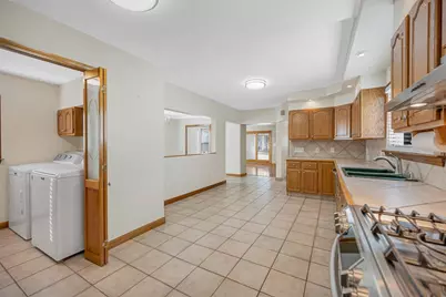 43 Granville Ave, Malden, MA 02148 - Photo 4