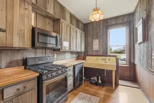 270 Maple St, Springfield, MA 01105 - Photo 18