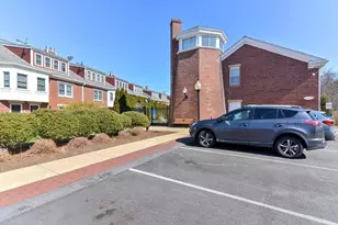 142 Quincy Shore Dr, Quincy, MA 02171 - Photo 2