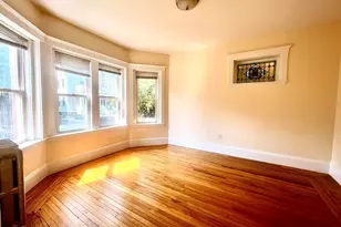 102 Trowbridge St, Cambridge, MA 02138 - Photo 2