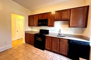 102 Trowbridge St, Cambridge, MA 02138 - Photo 4