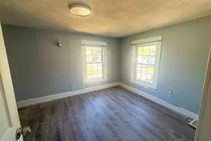 120 Hampden St, West Springfield, MA 01089 - Photo 16