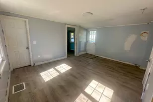 120 Hampden St, West Springfield, MA 01089 - Photo 10