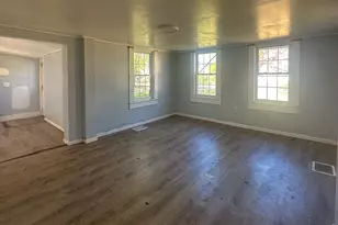 120 Hampden St, West Springfield, MA 01089 - Photo 8