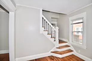 34 Castle St, Springfield, MA 01118 - Photo 4