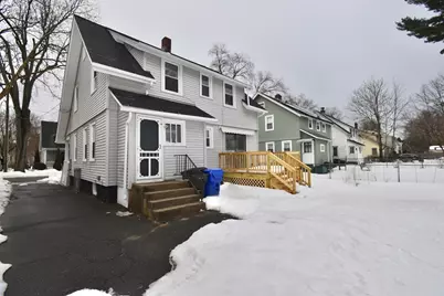 34 Castle Street, Springfield, MA 01118 - Photo 2