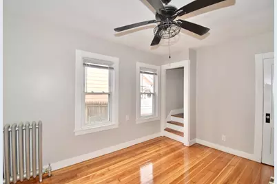 34 Castle Street, Springfield, MA 01118 - Photo 22