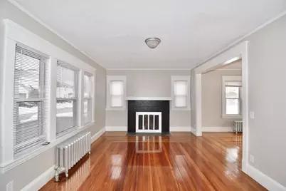 34 Castle Street, Springfield, MA 01118 - Photo 6