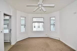 86 Cochran St, Chicopee, MA 01020 - Photo 4