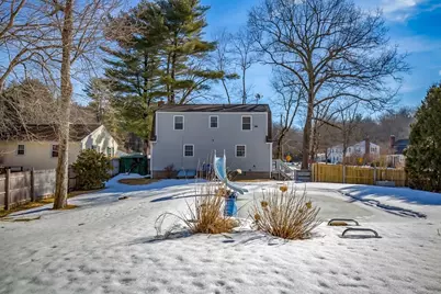 88 Senator St, Springfield, MA 01129 - Photo 32