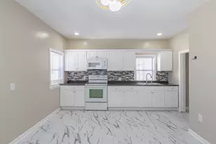 16 Hancock, Brockton, MA 02301 - Photo 4