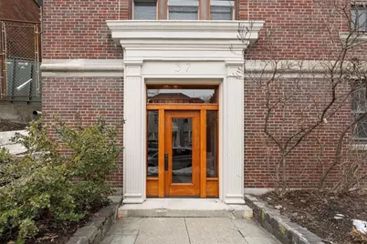 37 Englewood Ave #3, Brookline, MA 02445 - Photo 28