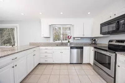 168 Larchmont Ln, Hanover, MA 02339 - Photo 12