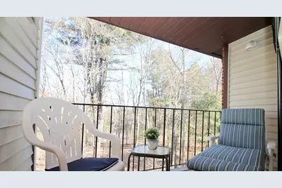 2200 Skyline Dr #6, Lowell, MA 01854 - Photo 8