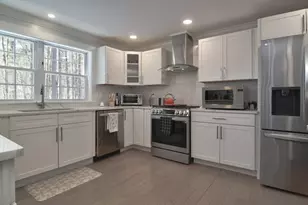 555 Old Harvard Rd, Boxborough, MA 01719 - Photo 10