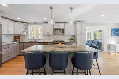 112 Providence Rd, Westford, MA 01886 - Photo 4