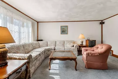 43 W Sigourney St, Lynn, MA 01905 - Photo 8